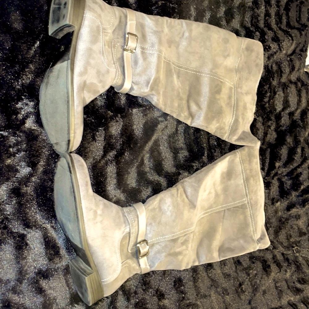 Cloudwalkers Size 10 Gray Wide- Calf Size 10 over the knee boots with box!